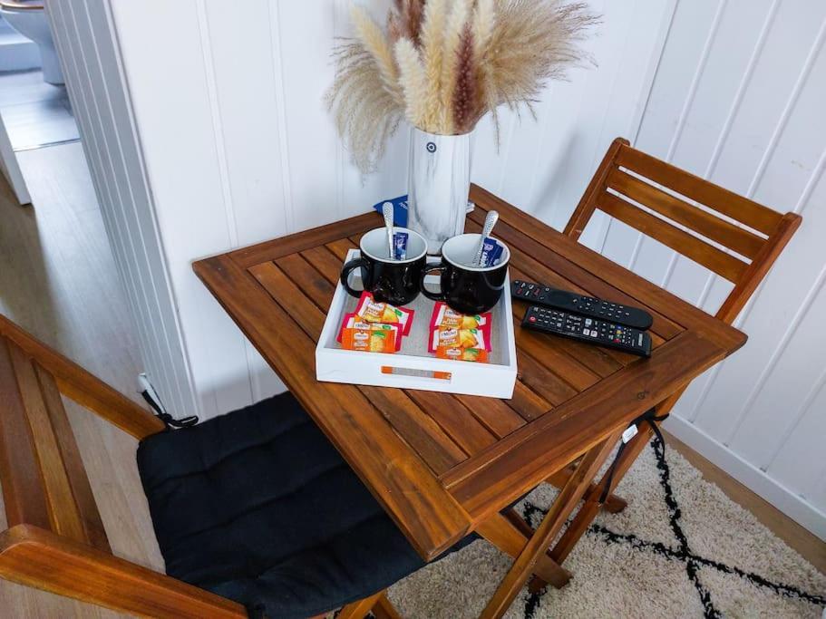 Le Sympathique - Petit Dejeuner, Netflix, Jacuzzi Rouen Extérieur photo
